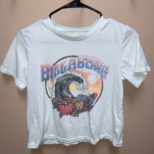 Billabong cropped t shirt